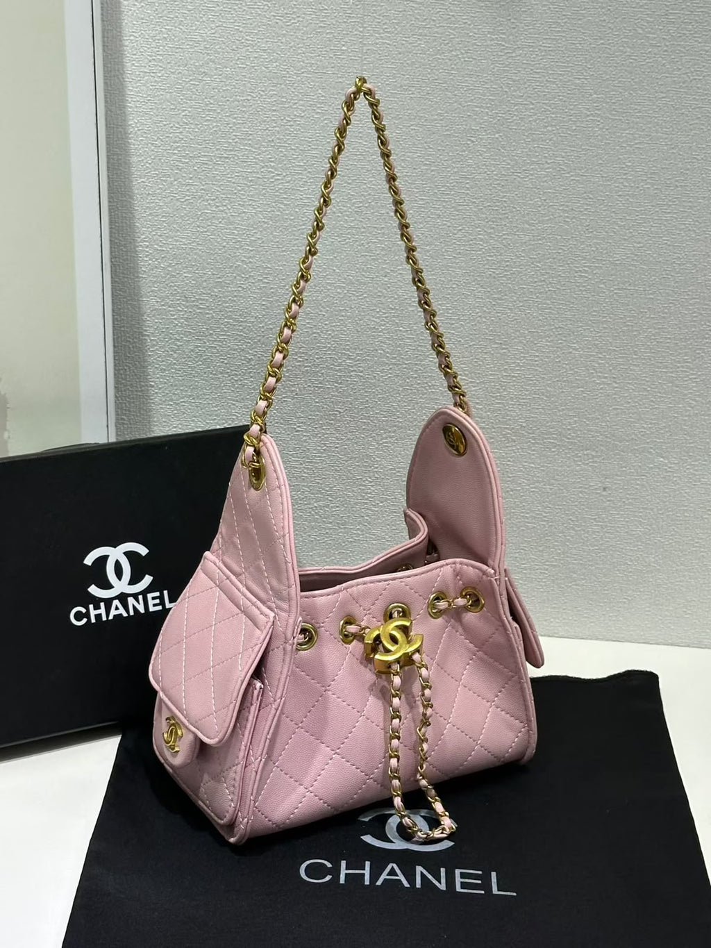 Quilted Drawstring Chain Tote