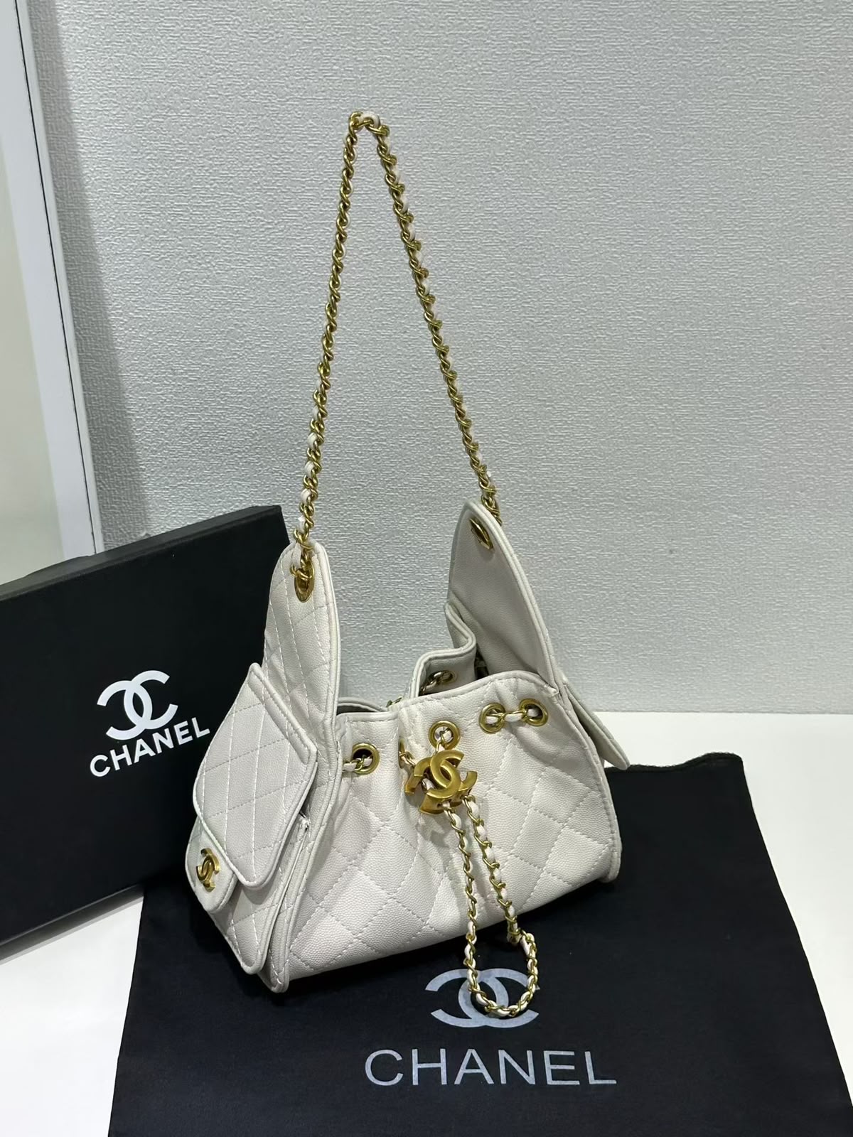 Quilted Drawstring Chain Tote